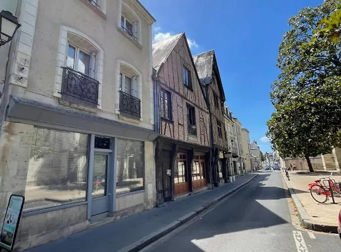 Le Chenonceau Charm And Softness From