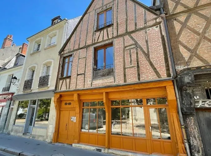 Le Chenonceau Charm And Softness From * Tours